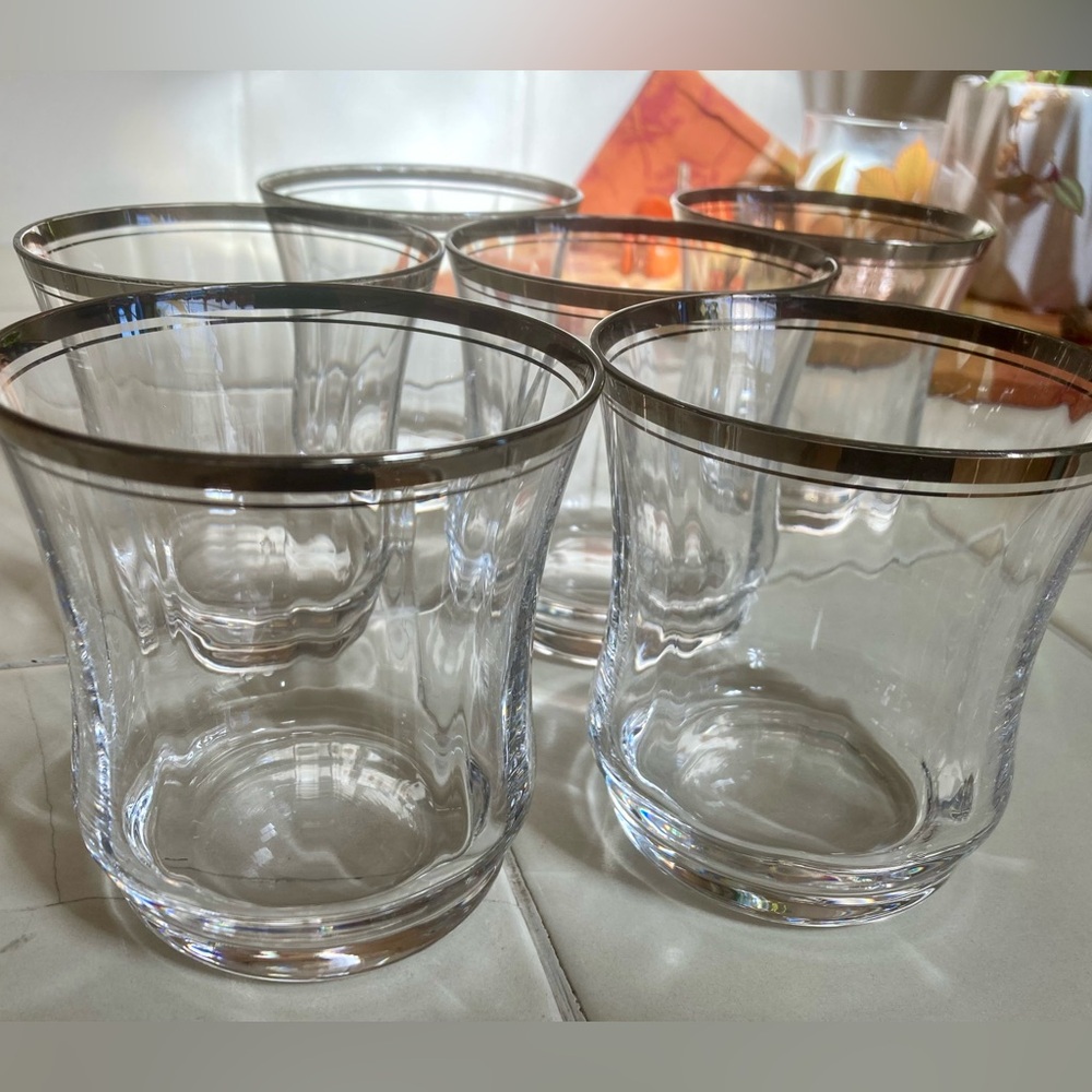 ♥️💚Set of 6 William Sonoma Silver Rim Glasses